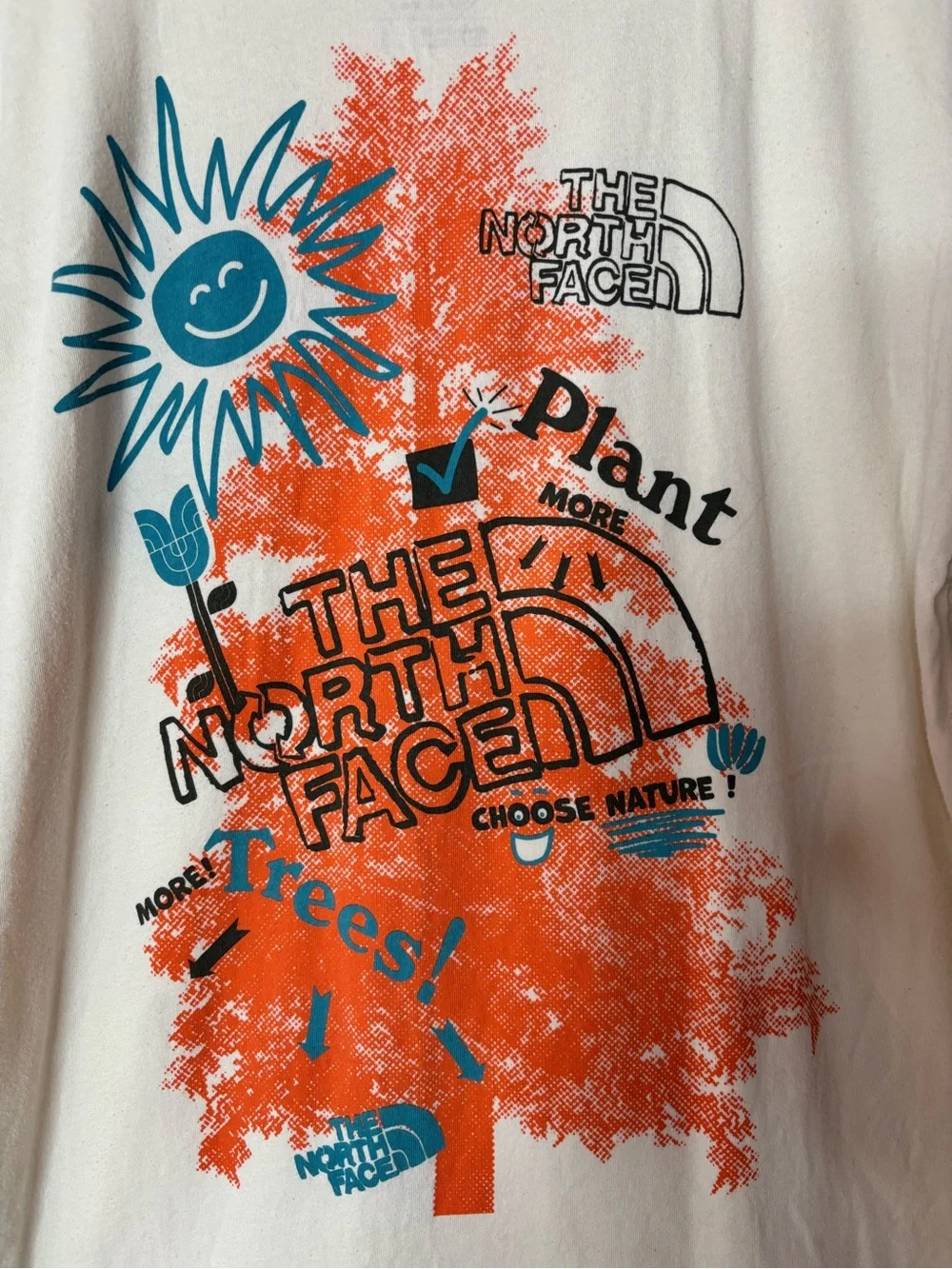 The North Face men’s T-shirt sizeS embroidered